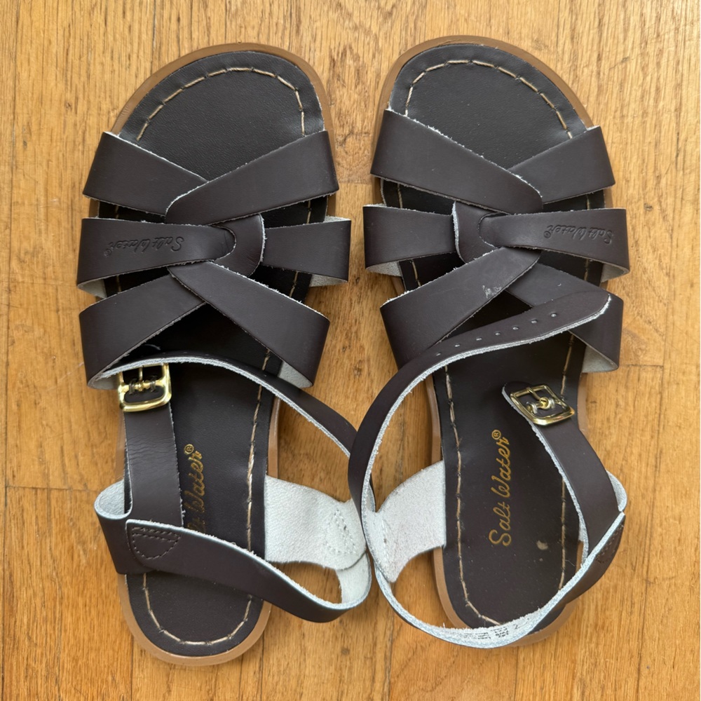 Saltwater dark brown sandals